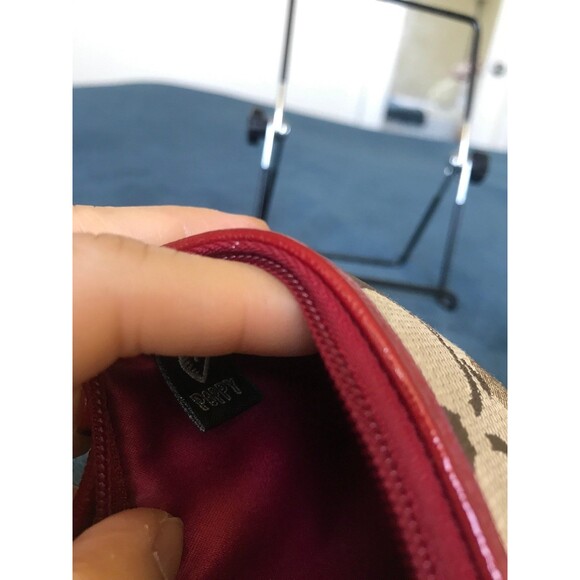 Coach poppy khaki red heart Valentine’s Day small wristlet - Picture 8 of 11